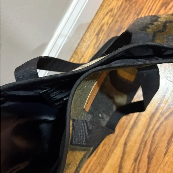 Pendleton Wool Tote Bag Southwestern Aztec Canvas Trim Logo Made In USA EUC - Picture 5 of 7